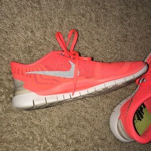 Nike 5.0 neon orange size 8